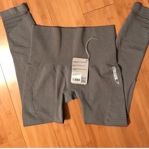 Grey seamless gym shark leggings full length